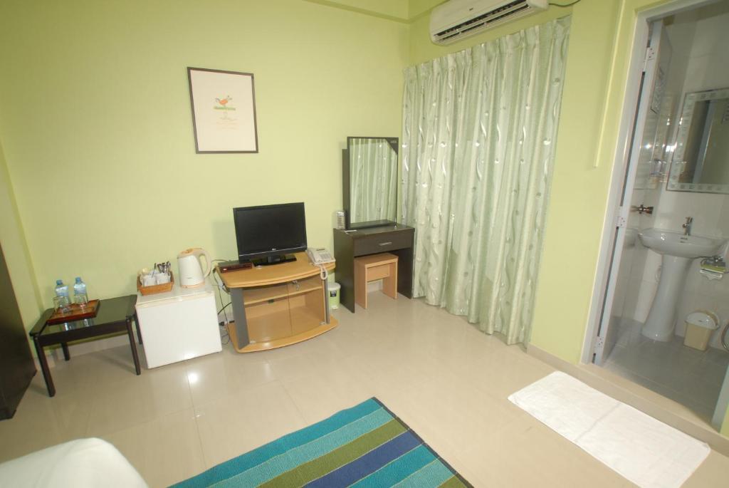 House Clover Male Bilik gambar