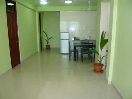 House Clover Male Luaran gambar